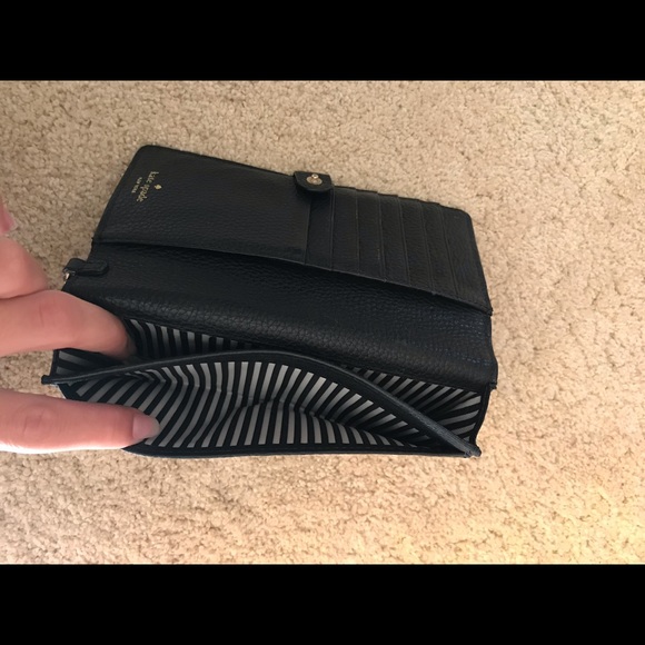 ♠️Kate Spade ♠️ Black Wristlet Wallet - Picture 4 of 7